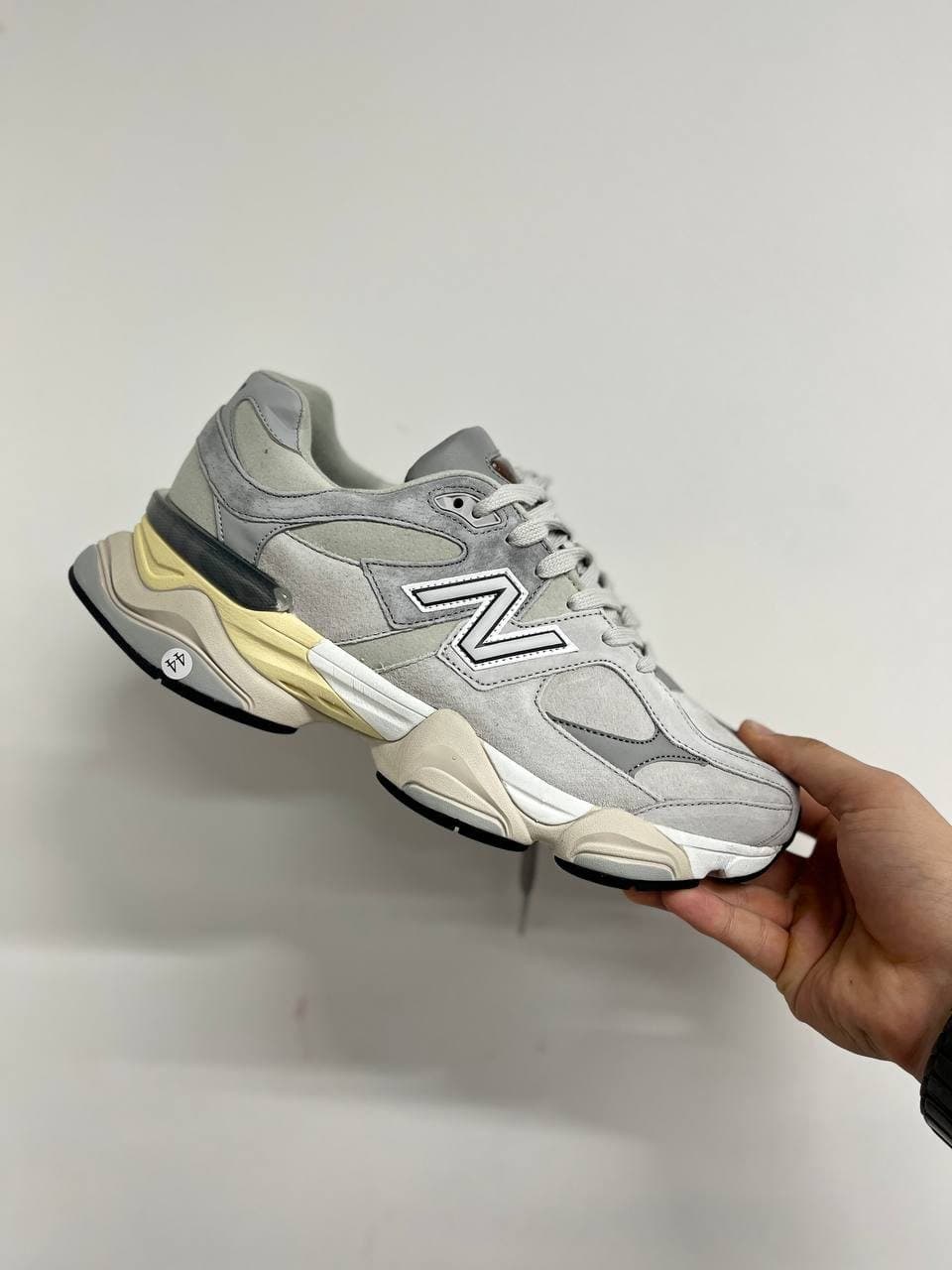 New Balance Thermo Light Grey Fur — SEMO
