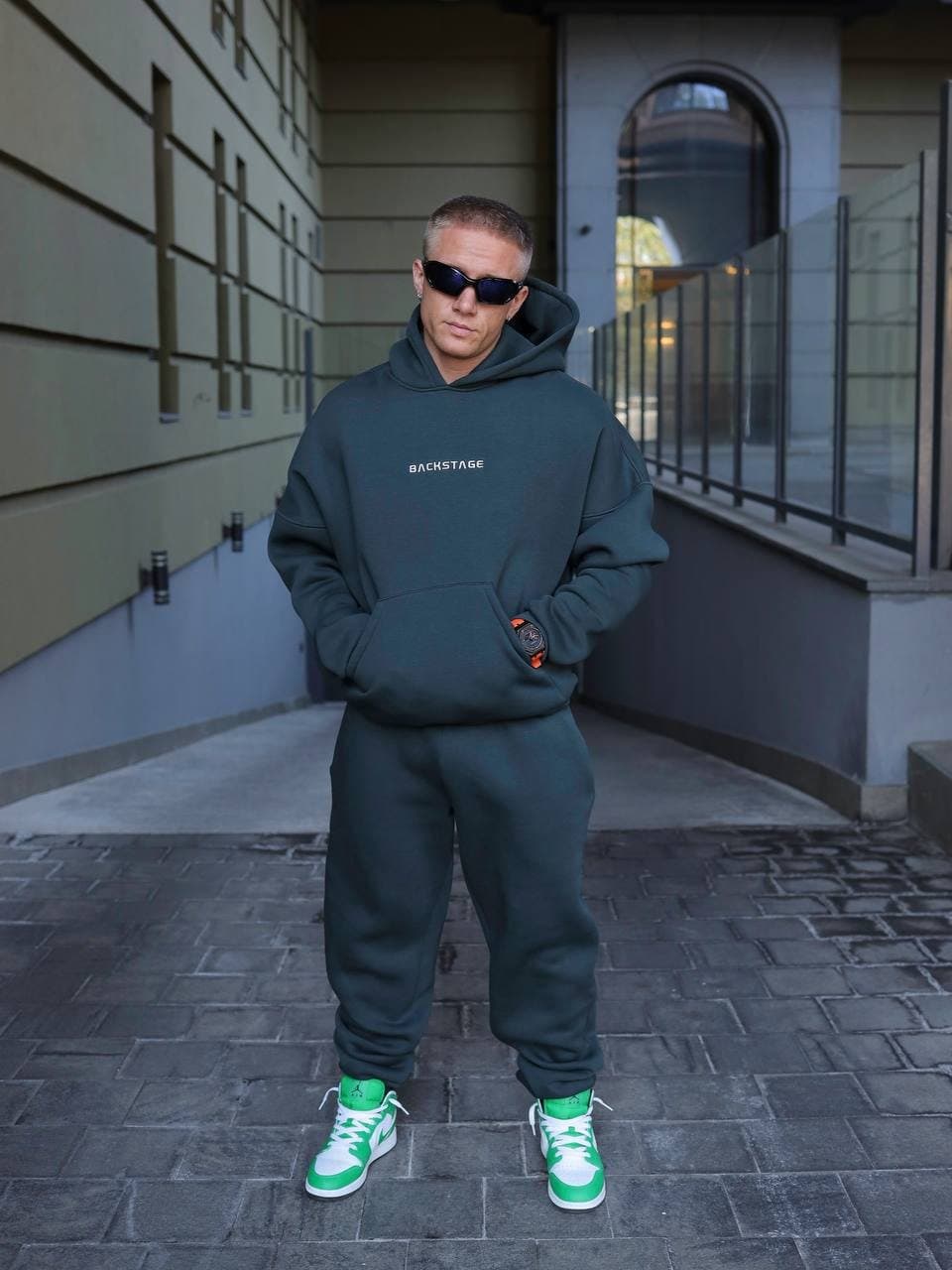 Чоловічий костюм